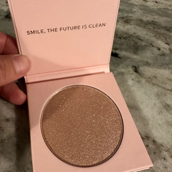 Beautycounter Winter Warmth Duo - Picture 2 of 3